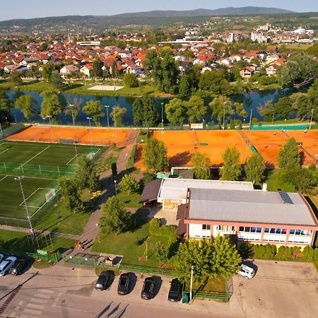 Swiss Plus Hotel Bihać Dış mekan fotoğraf