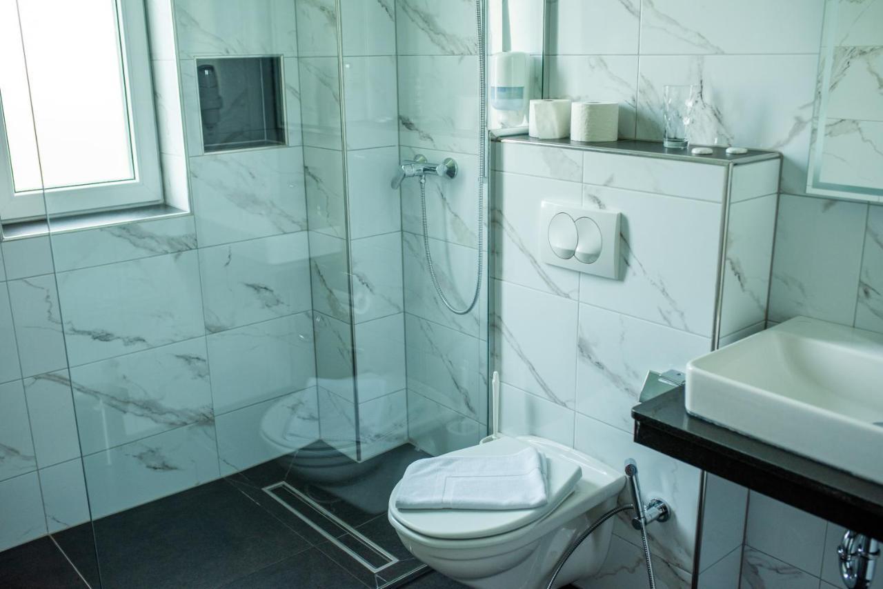 Swiss Plus Hotel Bihać Dış mekan fotoğraf
