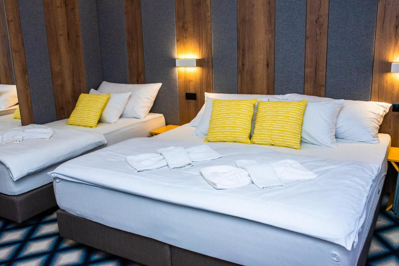 Swiss Plus Hotel Bihać Dış mekan fotoğraf