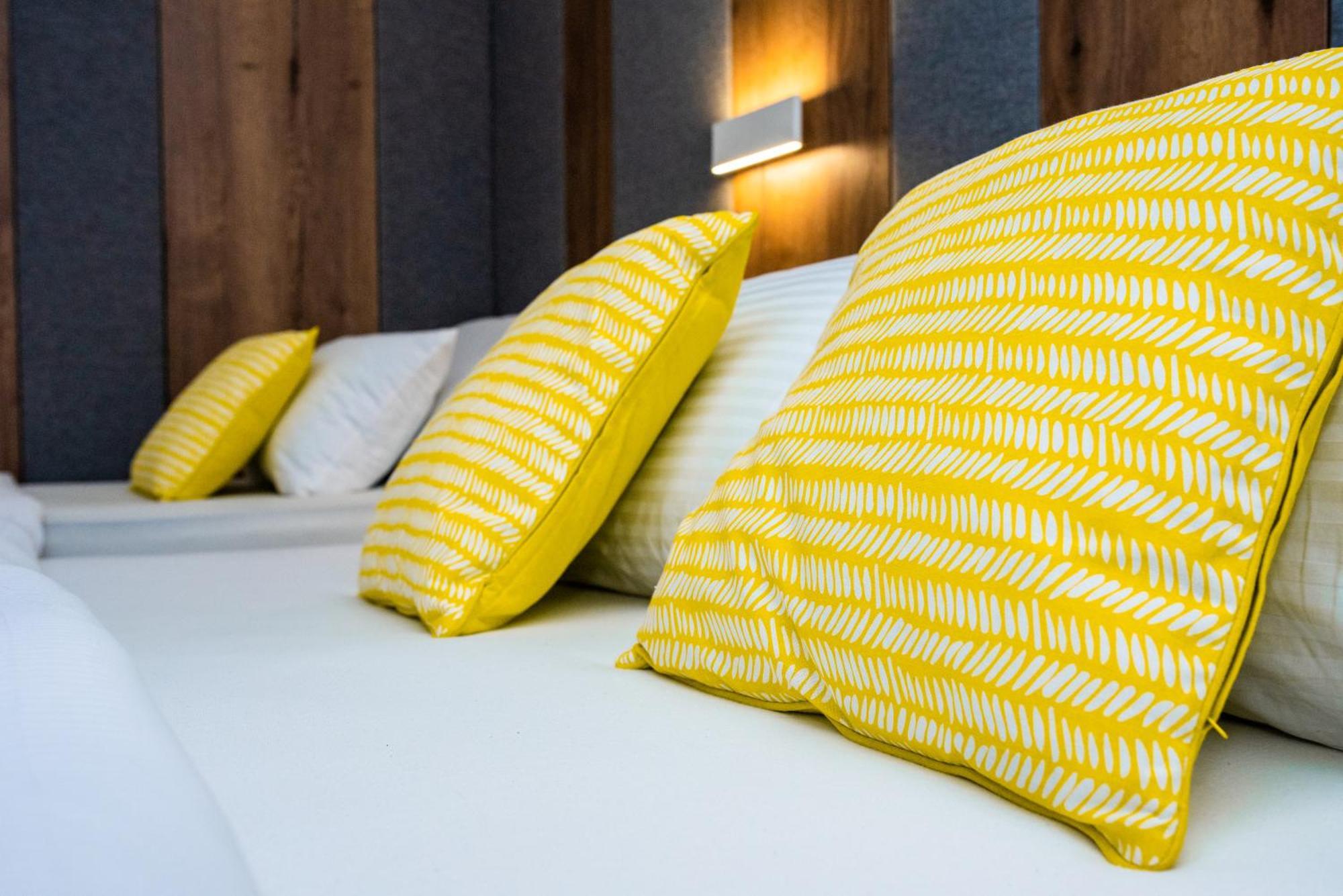 Swiss Plus Hotel Bihać Dış mekan fotoğraf
