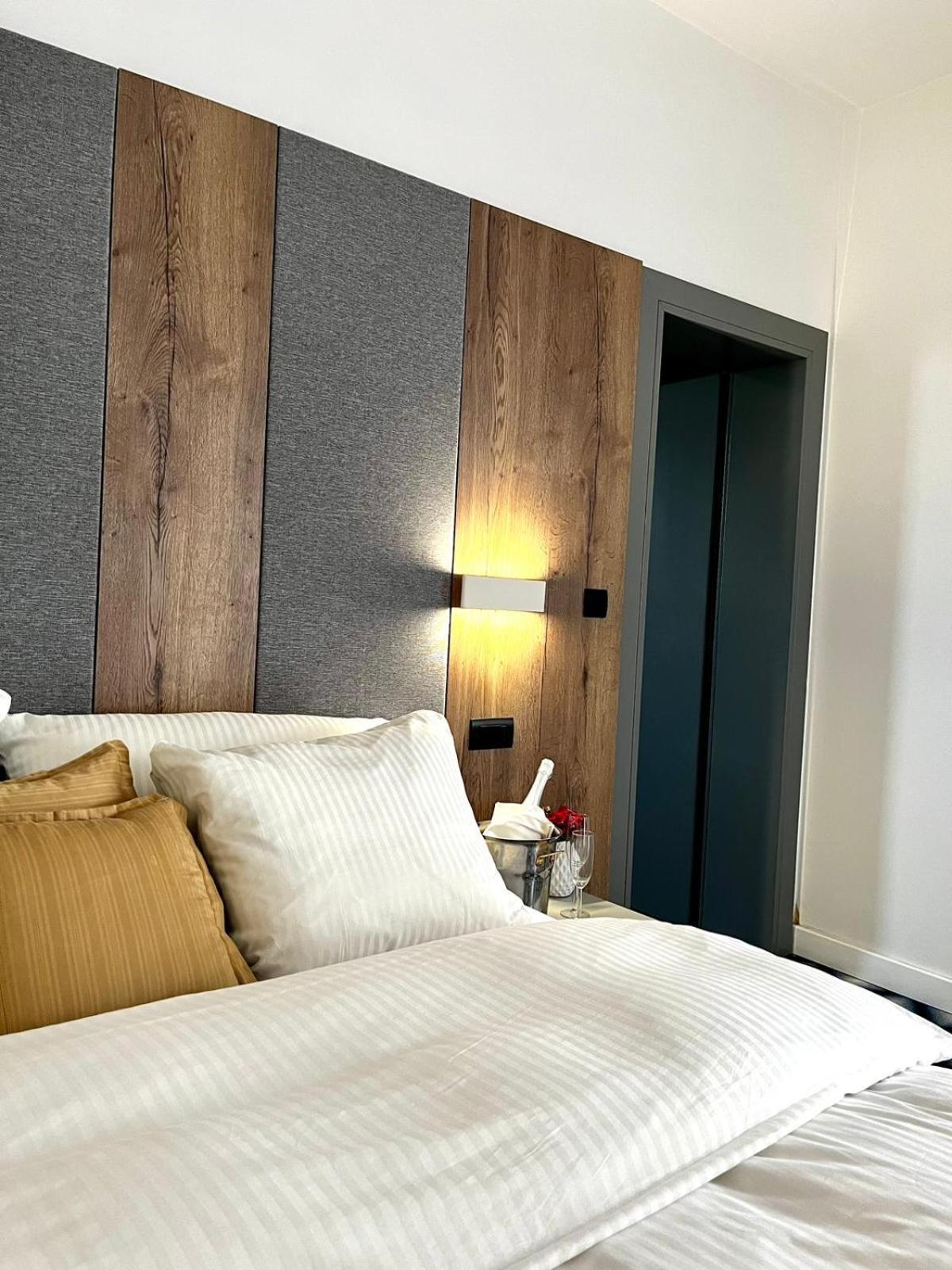 Swiss Plus Hotel Bihać Dış mekan fotoğraf
