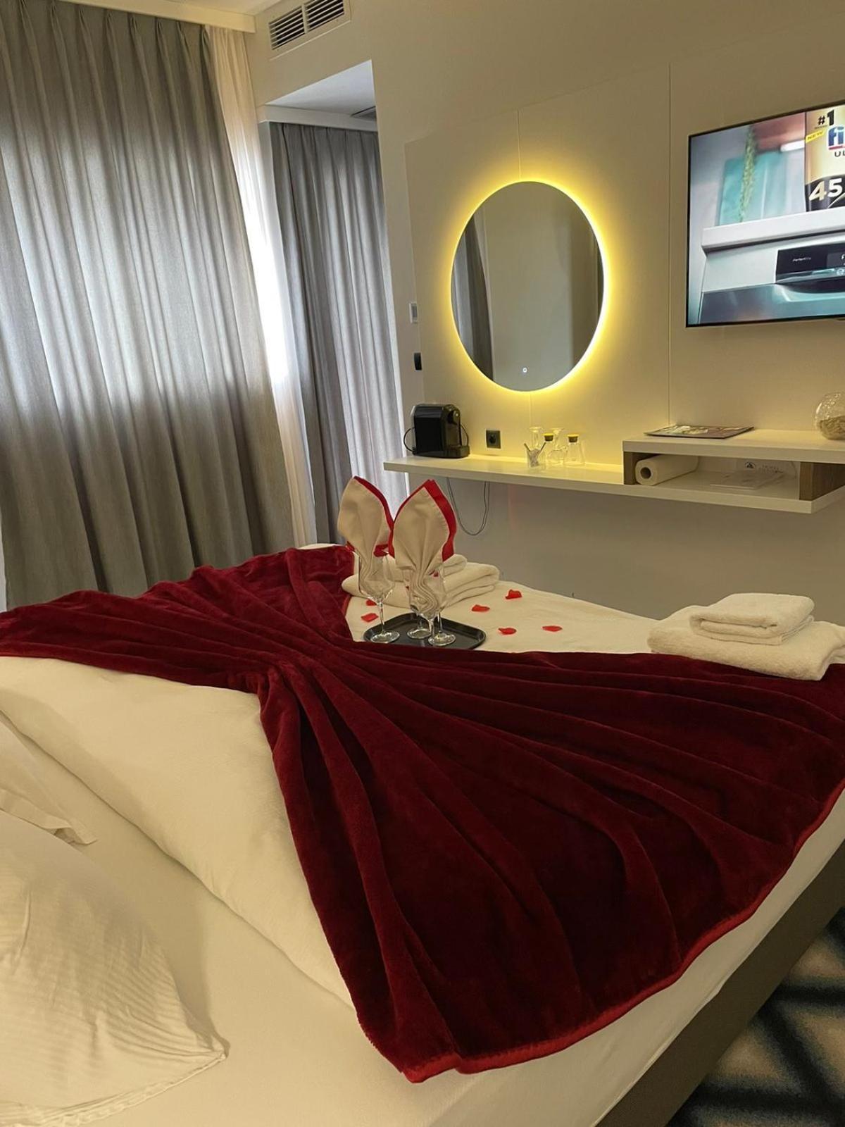 Swiss Plus Hotel Bihać Dış mekan fotoğraf