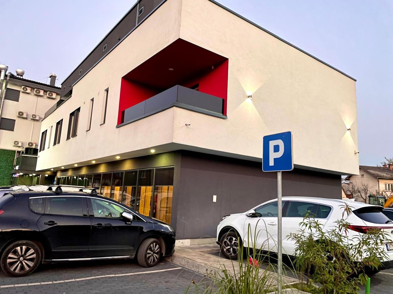Swiss Plus Hotel Bihać Dış mekan fotoğraf