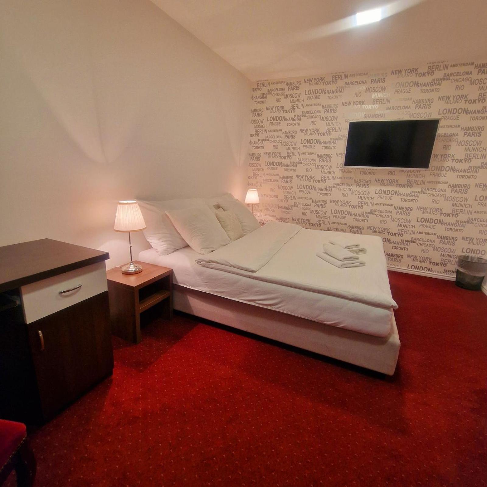 Swiss Plus Hotel Bihać Dış mekan fotoğraf