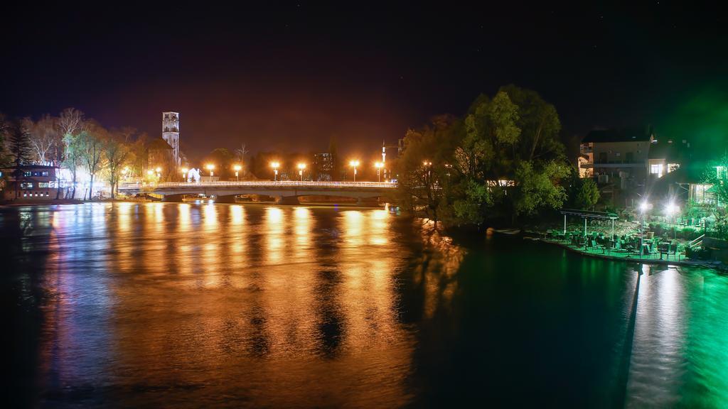 Swiss Plus Hotel Bihać Dış mekan fotoğraf
